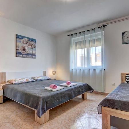 Apartments Kajfes Fazana Ngoại thất bức ảnh