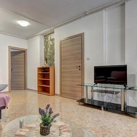 Apartments Kajfes Fazana Ngoại thất bức ảnh