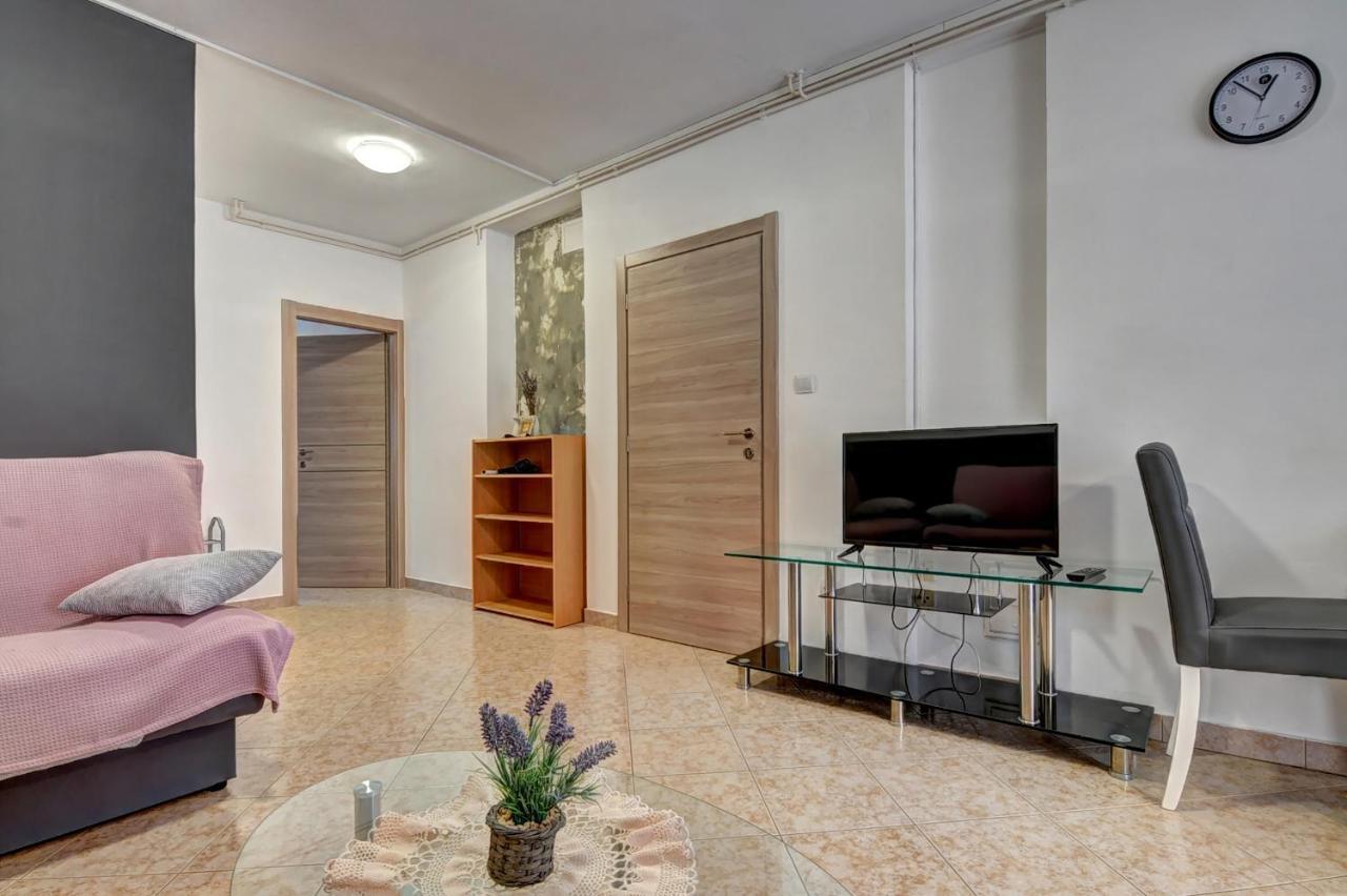 Apartments Kajfes Fazana Ngoại thất bức ảnh